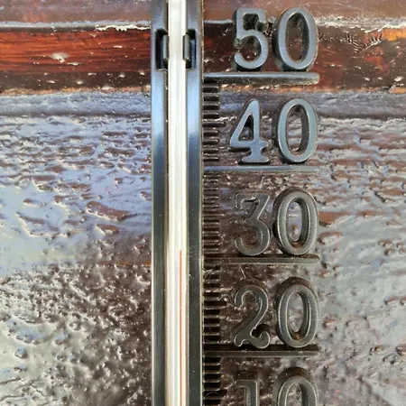 مكان تخييم Gullesfjord Camping