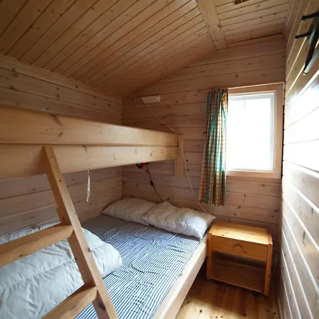 مكان تخييم Gullesfjord Camping *